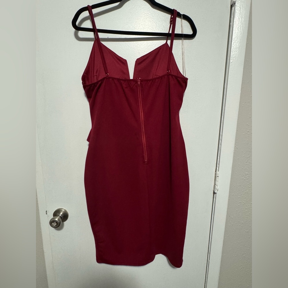 FTF DRESS - Picture 2 of 9